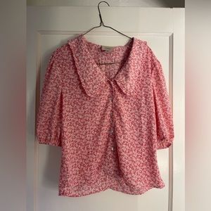 Gorgeous floral pink and white blouse size medium